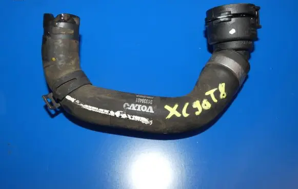 Volvo XC90 Engine coolant pipe/hose 31338461