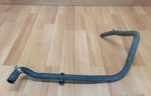 Renault Scenic II - Grand scenic II Engine coolant pipe/hose 8200320170 8200232018