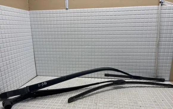 Mazda CX-7 Front wiper blade arm 7463