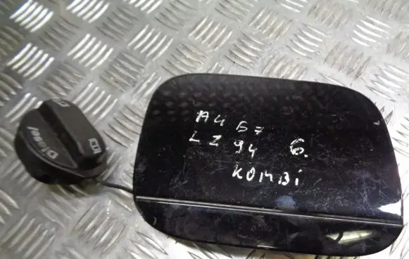 Audi A4 S4 B7 8E 8H Fuel tank cap trim 
