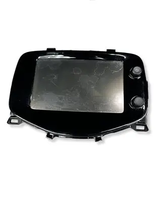 Toyota Aygo AB40 Radio/CD/DVD/GPS head unit 861400H010 AVH7048 10R040483