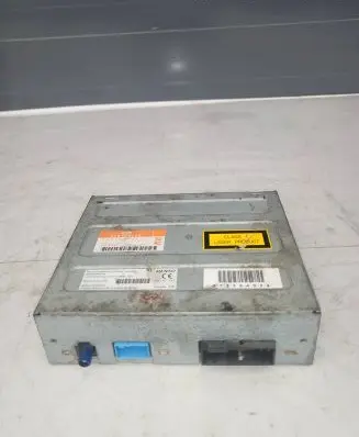 Land Rover Discovery 3 - LR3 CD/DVD changer 462100-8672