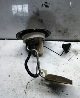 Toyota Avensis Verso In-tank fuel pump
