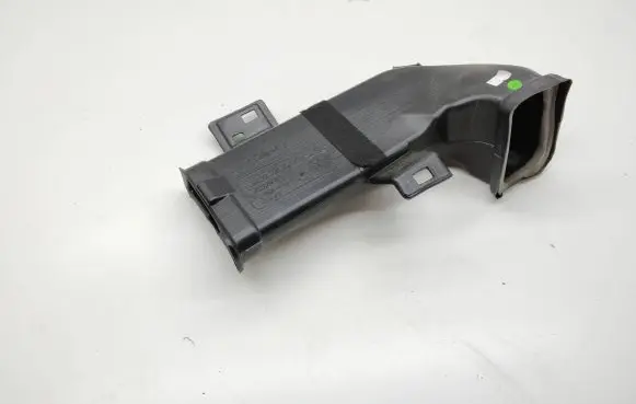 Cabin air duct channel