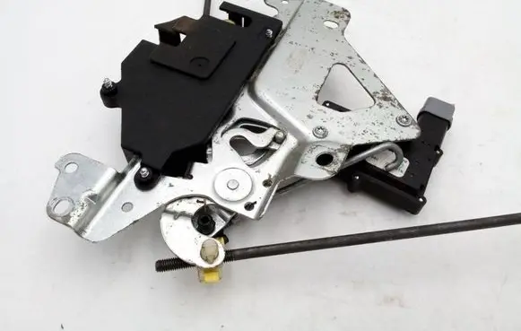 Ford Maverick Tailgate lock latch 7L8Z-7843400-BA