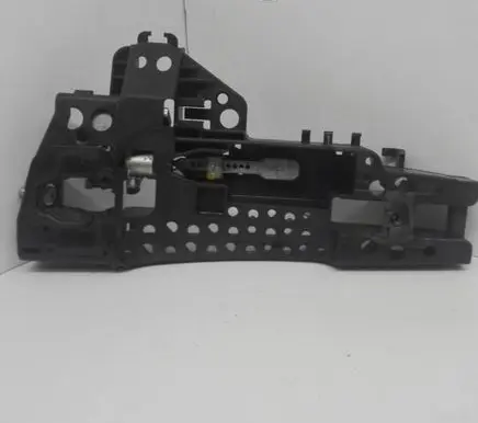Rear door exterior handle/bracket