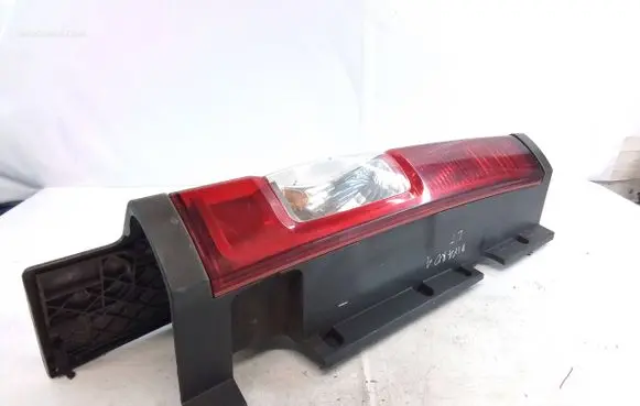 Opel Vivaro Rear/tail lights 93857722