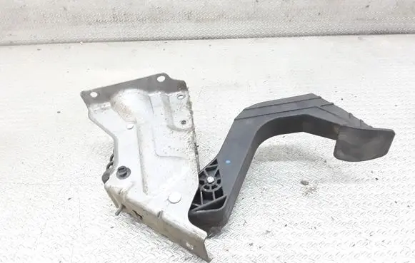 Clutch pedal