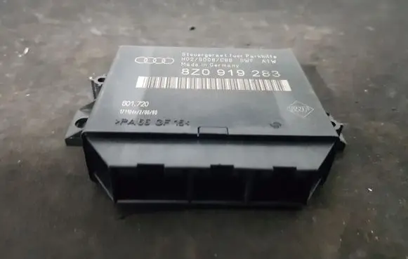 Audi A4 S4 B6 8E 8H Parking PDC control unit/module 8Z0919283