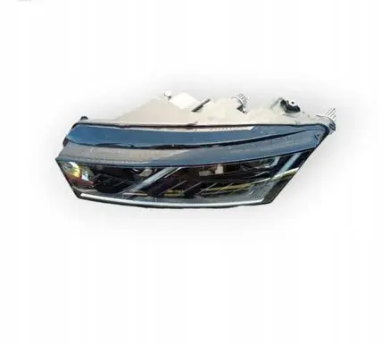 Skoda Octavia Mk4 Headlight/headlamp 5E3941015A
