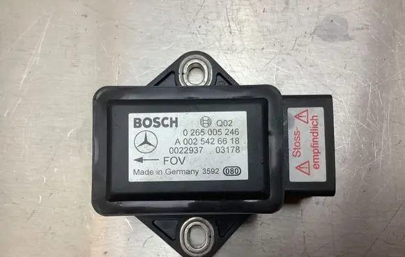 Mercedes-Benz E W211 ESP acceleration yaw rate sensor 0265005246 0022937 A0025426618