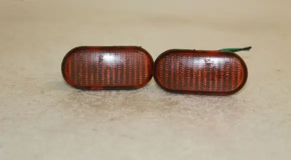 Renault Espace III Front fender indicator light 0142789 13910020