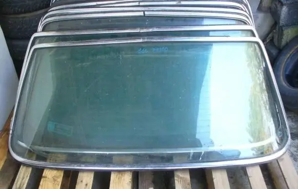 Front windscreen/windshield window