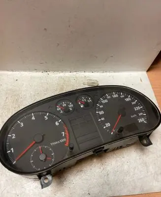 Audi A3 S3 8L Speedometer (instrument cluster) 8L0919860A
