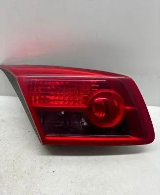 Renault Vel Satis Tailgate rear/tail lights 8200014362