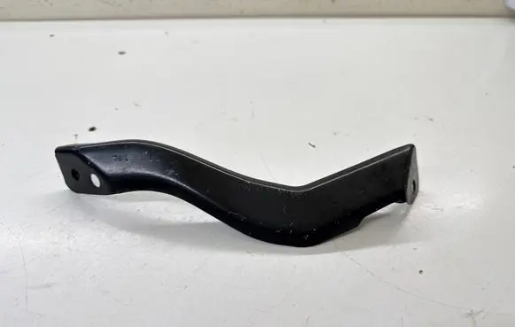 Chevrolet Camaro Fender mounting bracket 23438030