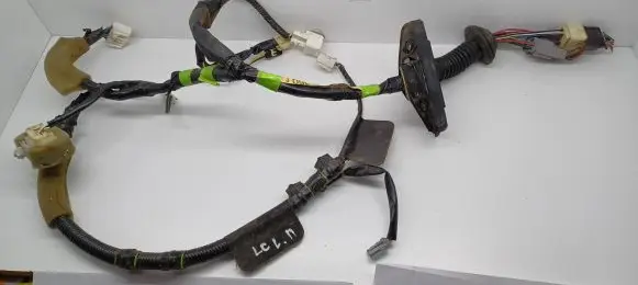 Toyota Land Cruiser (J120) Front door wiring loom 8215260460