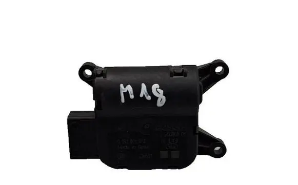 Mercedes-Benz Sprinter W906 Air flap motor/actuator 0132801373