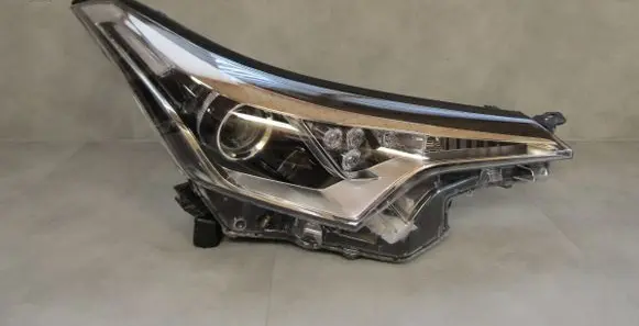 Toyota C-HR I Headlight/headlamp 81110F403000