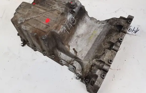 Volkswagen Touareg I Oil sump 6PR008079 070103603H 06E907660