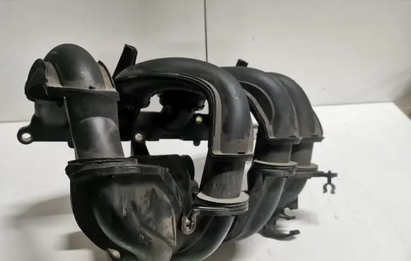 Volvo S40 Intake manifold 2S6G9424D