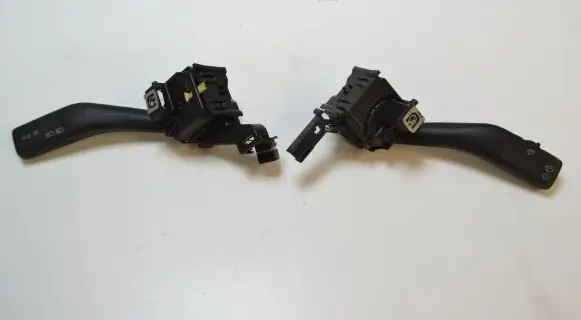 Volkswagen Golf V Indicator stalk 1K0953513