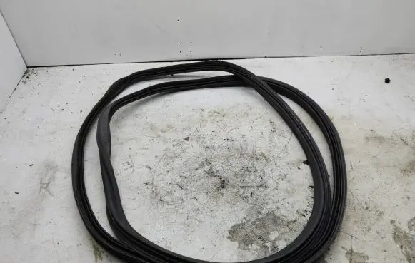Volkswagen Golf Sportsvan Trunk rubber seal (body) 510827705