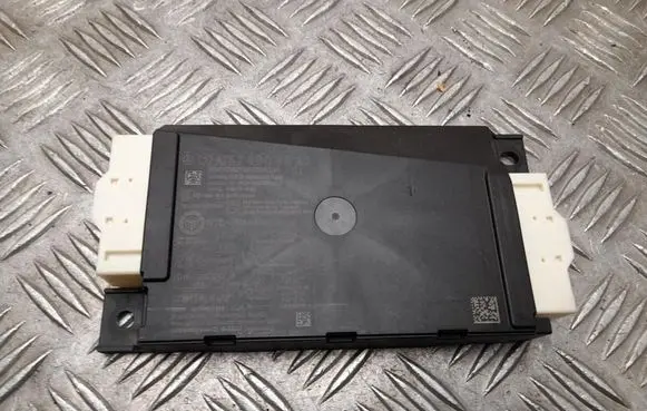 Mercedes-Benz B W247 Keyless (KESSY) go control unit/module A1679009423