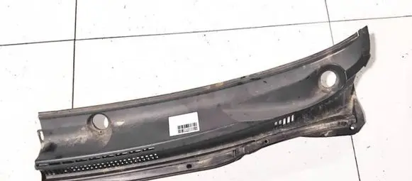 Toyota Corolla E120 E130 Wiper trim 5570902070 3060p020