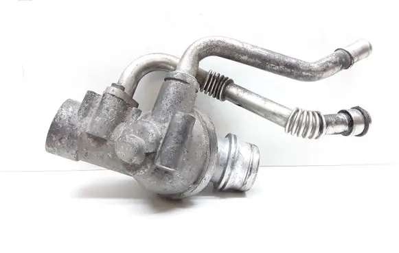 Volvo V70 Thermostat/thermostat housing 30757799