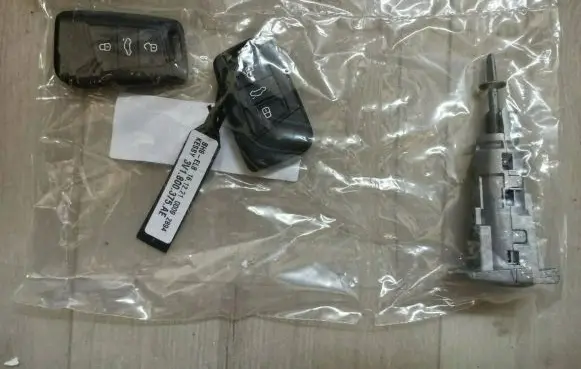 Skoda Superb B8 (3V) Ignition key/card 3V1800375AE