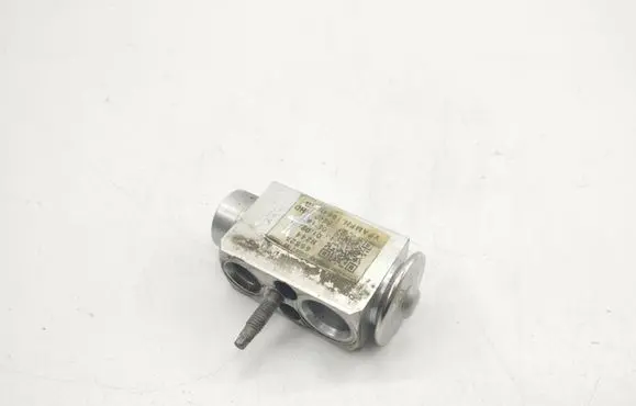 Air conditioning (A/C) expansion valve