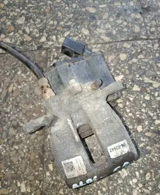 Audi A6 S6 C6 4F Rear brake caliper 