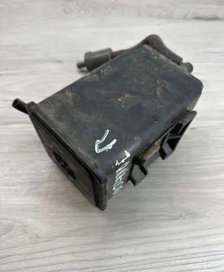 Mitsubishi Outlander Active carbon filter fuel vapour canister D67I04