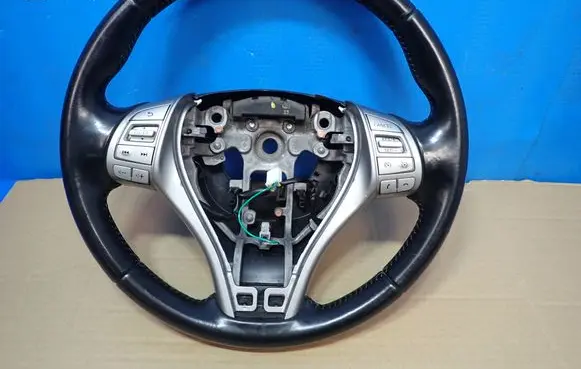 Nissan Qashqai Steering wheel 