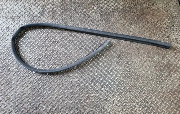 Audi Q3 F3 Other sill/pillar trim element 83A833177