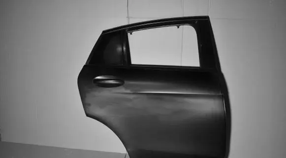 Mercedes-Benz GLC C253 Front door D42855525