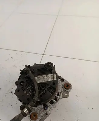 Audi A3 S3 8P Generator/alternator 03L903023A 111114 2608901