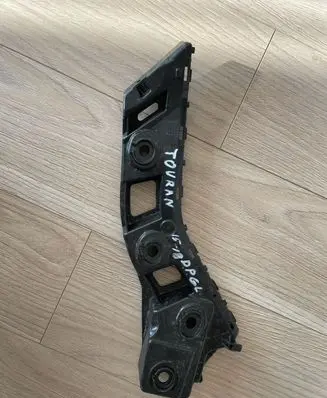 Volkswagen Touran I Rear bumper mounting bracket 5TA807394RH