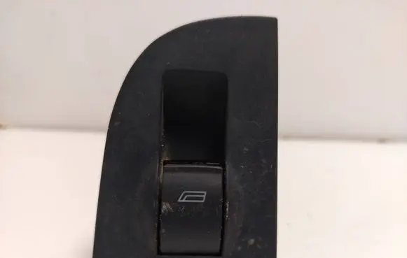Audi A6 S6 C5 4B Electric window control switch 4B0959855 501690