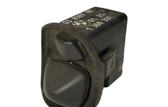 BMW 3 E30 Wing mirror switch 1369331 61311369331
