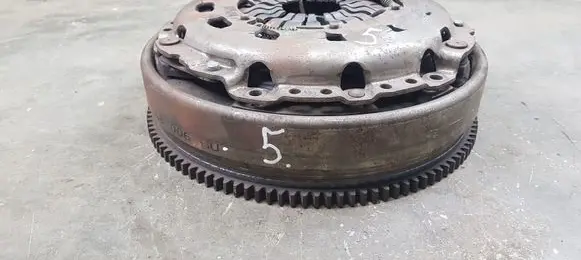 BMW 3 E90 E91 Dual mass flywheel 7568006