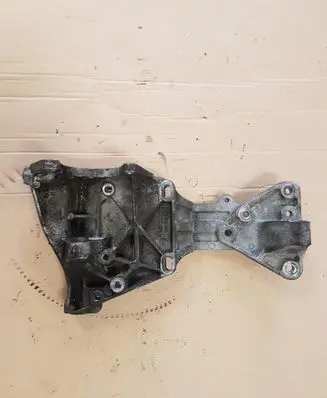 Ford Mondeo MK IV Generator/alternator bracket 