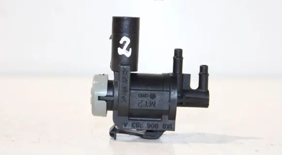 Audi A4 S4 B8 8K Turbo solenoid valve 1K0906283A