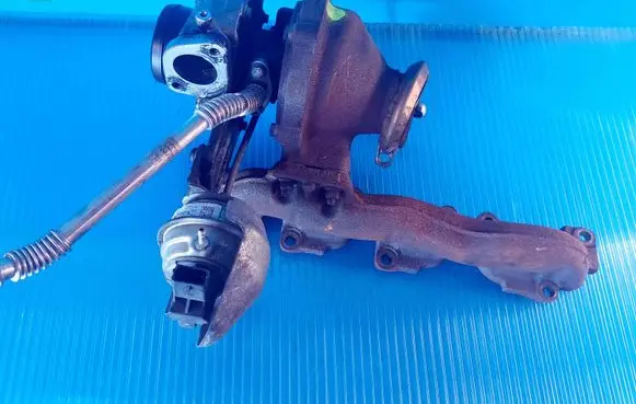 Opel Insignia A Turbo 55570748 7861371 MBV06367R