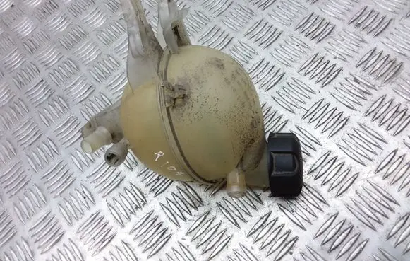 Peugeot 207 Coolant expansion tank/reservoir 9652621280
