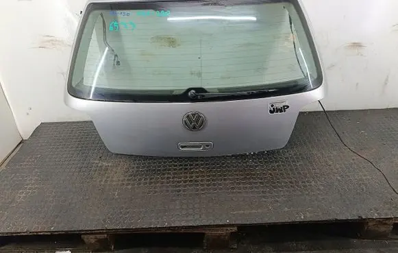 Volkswagen Golf IV Tailgate/trunk/boot lid