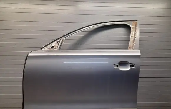 Audi A8 S8 D4 4H Front door