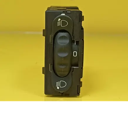 Renault Scenic I Headlight level height control switch 7700841235B