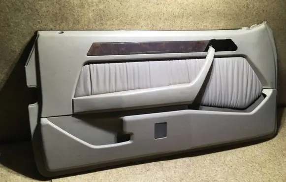 Mercedes-Benz E W124 Front door card panel trim 